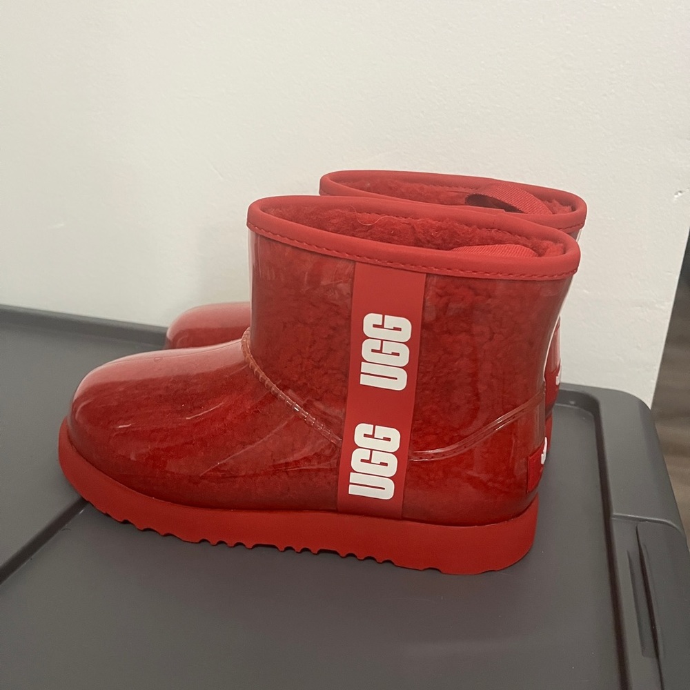 Ugg Waterproof Classic Mini Boots (Kids)